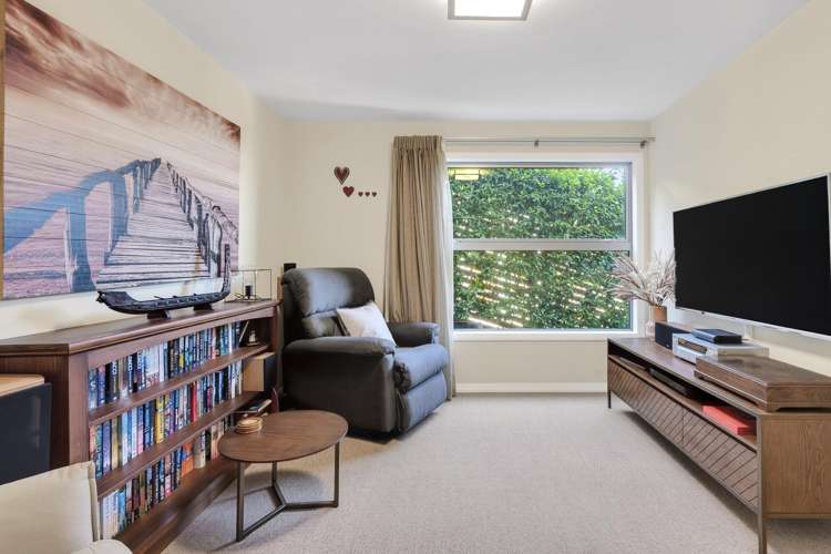 28 Commodore Place Britannia Heights_12