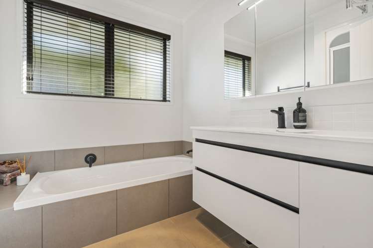 188 Otumoetai Road Brookfield_11