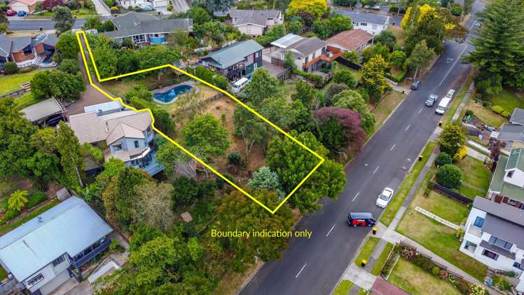205 Greenhill Drive_0