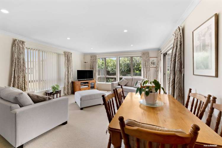 93a Gracechurch Drive Flat Bush_5