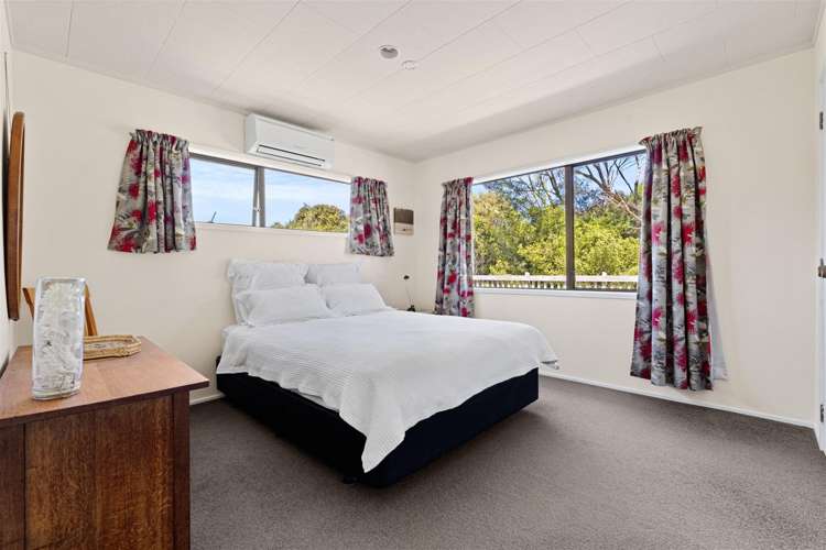 13 Scoresby Street Opua_16