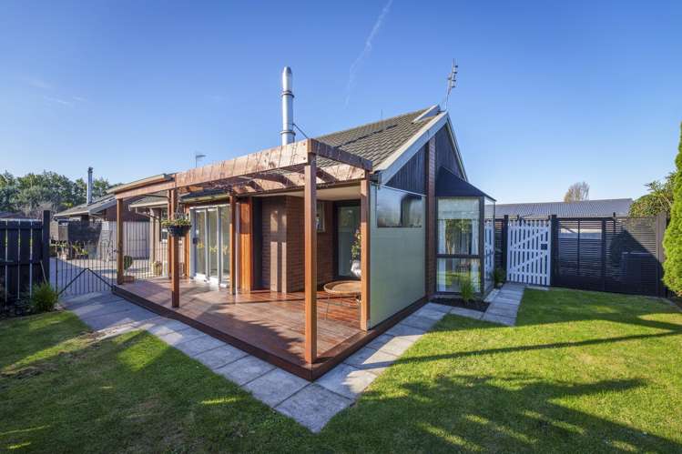 2/49 Sarabande Avenue_0