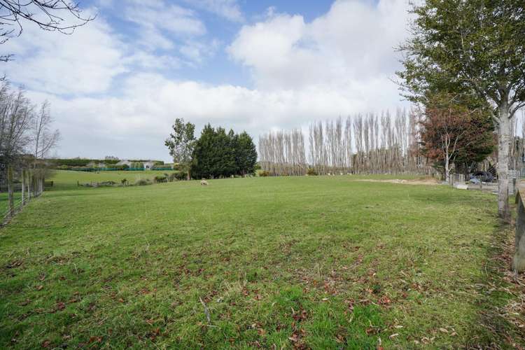 70 Pomona Road East Makarewa_43