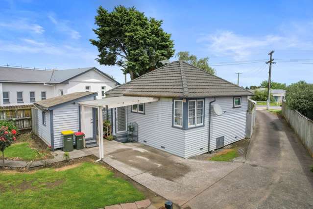 1/11 Russell Road Manurewa_1