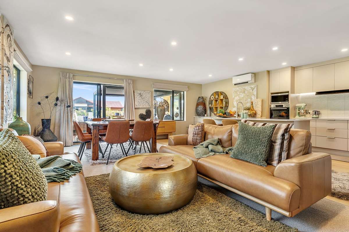 10 Ethereal Crescent_1