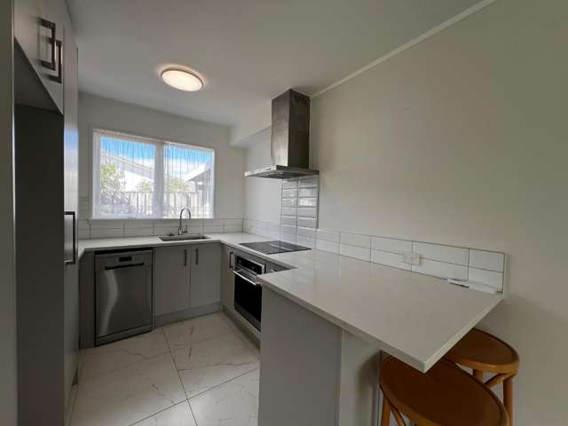 3/40 Richards Avenue Forrest Hill_1
