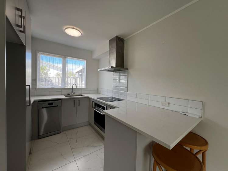 3/40 Richards Avenue Forrest Hill_1