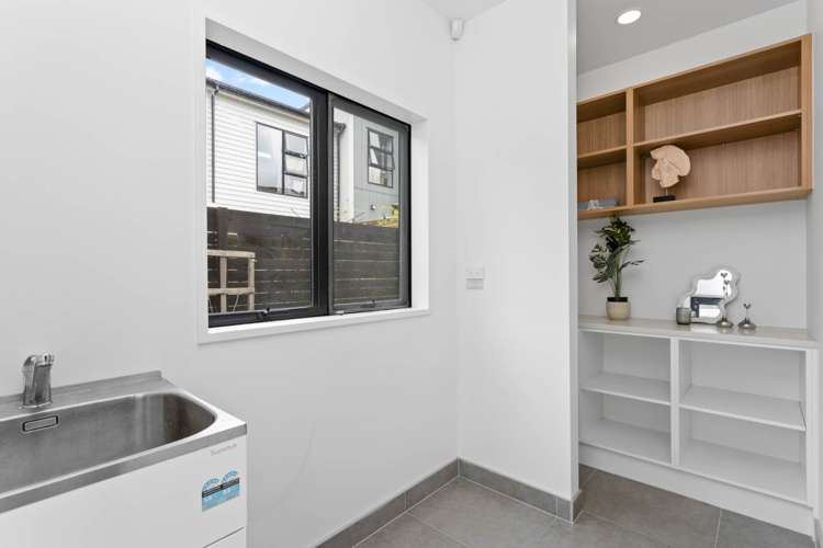 38 Tihema Lane Westgate_18