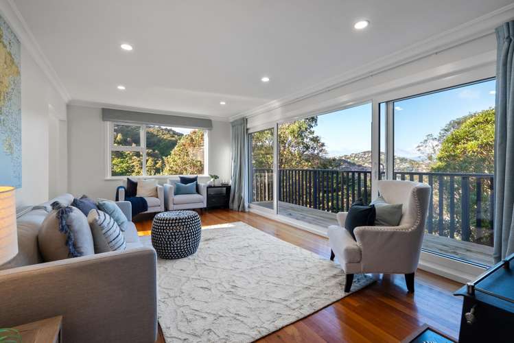 16 Doris Gordon Crescent Crofton Downs_2