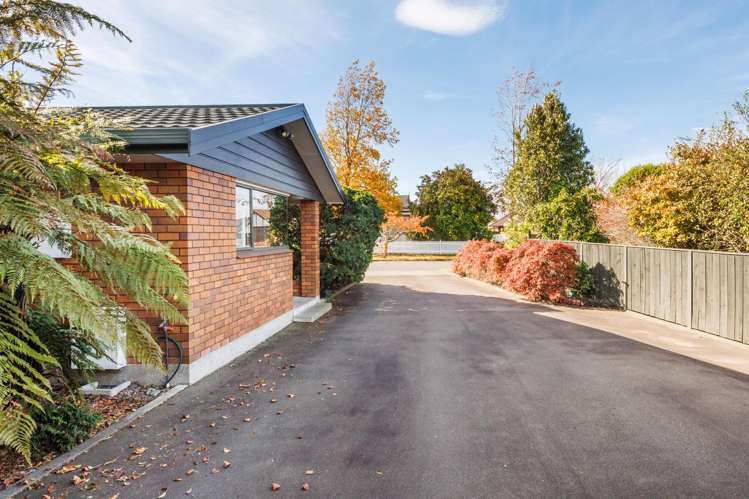 4 Tudor Grove Feilding_32