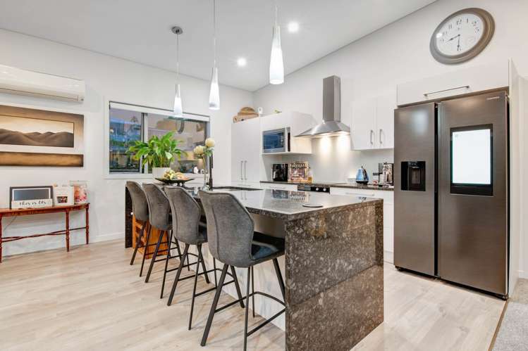 1037 Whangaparaoa Road Tindalls Beach_4