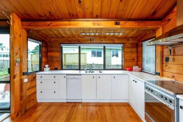 15 Hickford Place 10846_3