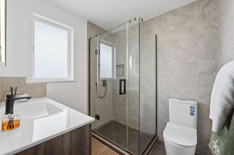 9 Meredith Street Blockhouse Bay_24