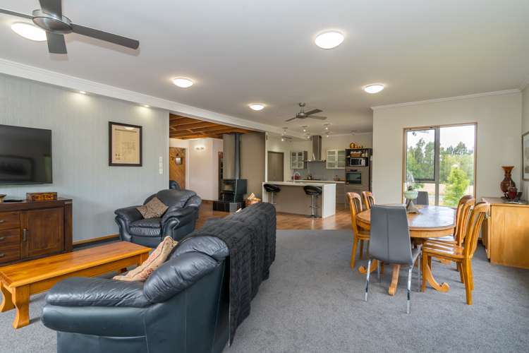 75 Lockharts Road Waitahuna_6
