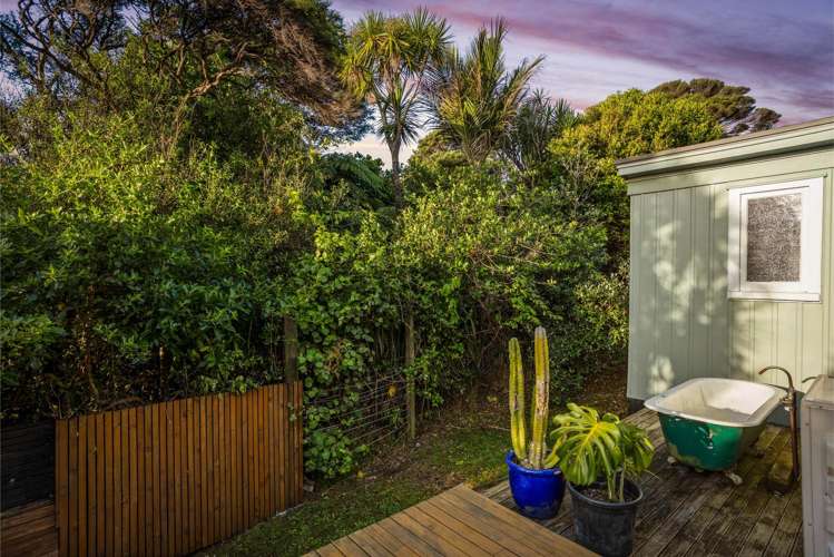 132 Seaview Road Piha_20