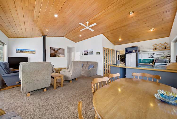 463 Peninsula Road Kelvin Heights_9