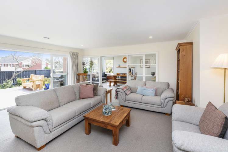 24 Deepdale Street Burnside_2