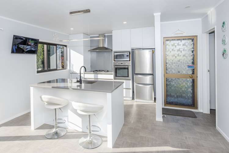 77 Great South Road Ohaupo_13