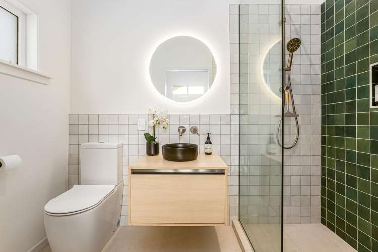 9 Dover Street Island Bay_14