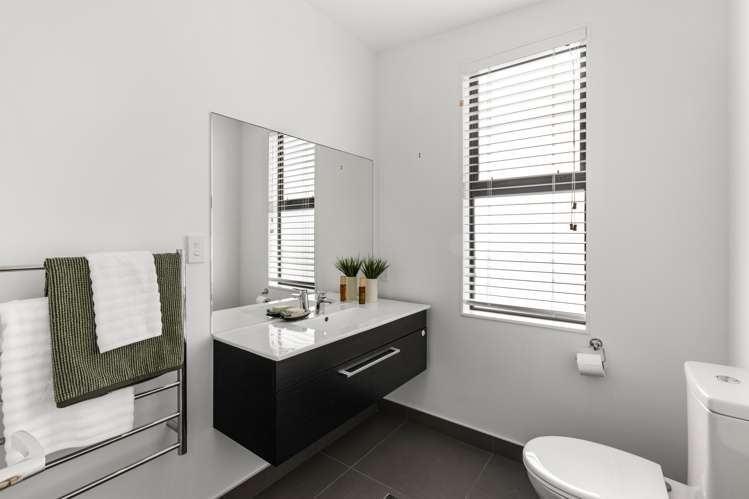 2/20 Trent Street Island Bay_12