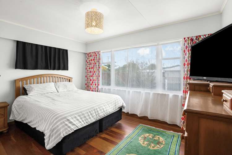 64 Russell Road Wainuiomata_7
