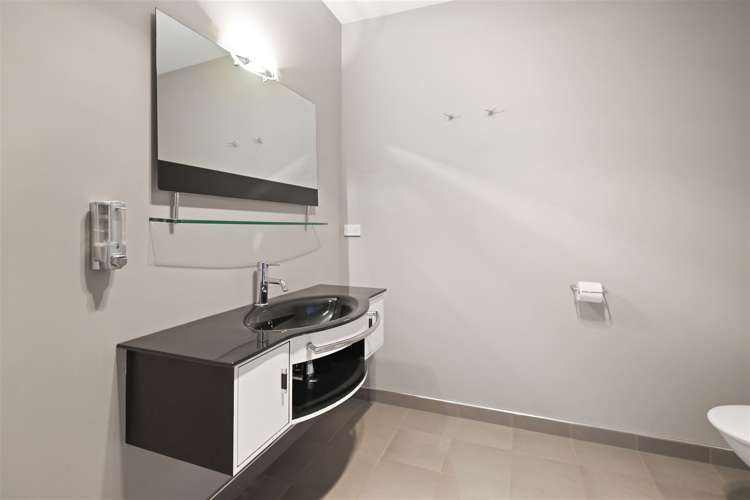 198 Harrison Street Allenton_15