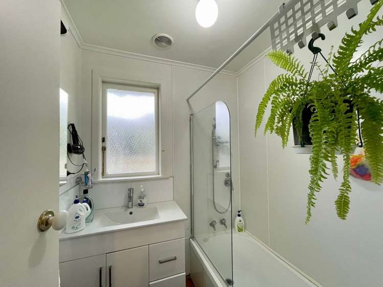 30 Vera Road Te Atatu South_3