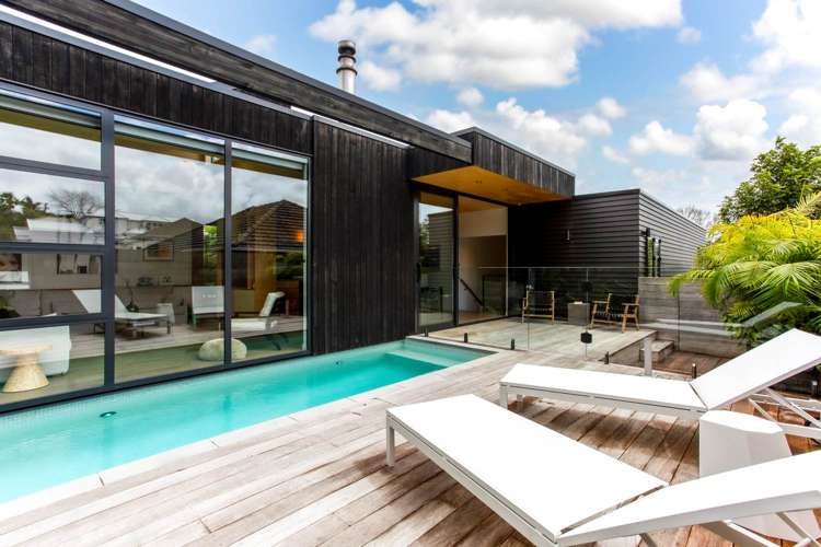 16 Larchwood Avenue Westmere_2