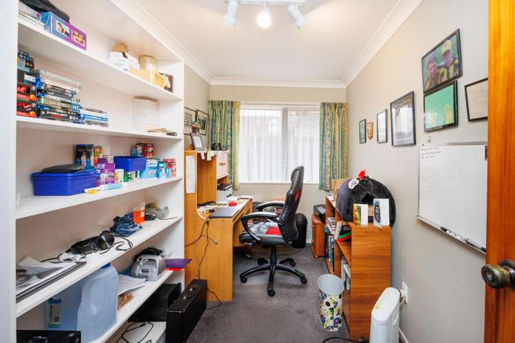 135 Amberley Avenue Highbury_17