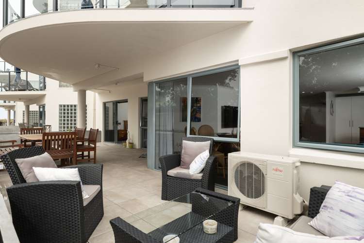 205/178 Marine Parade Mount Maunganui_2