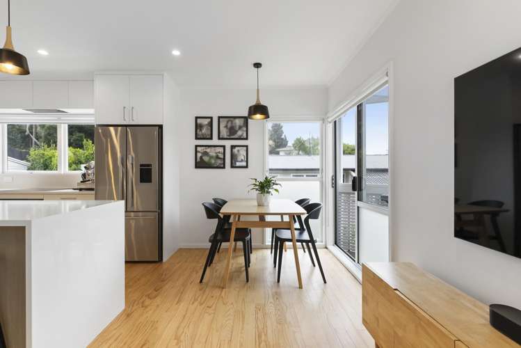 71 Vandeleur Avenue Birkdale_6