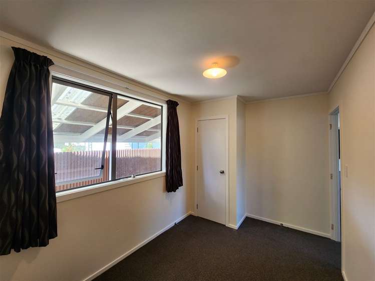 A/24 Savage Crescent Aramoho_11