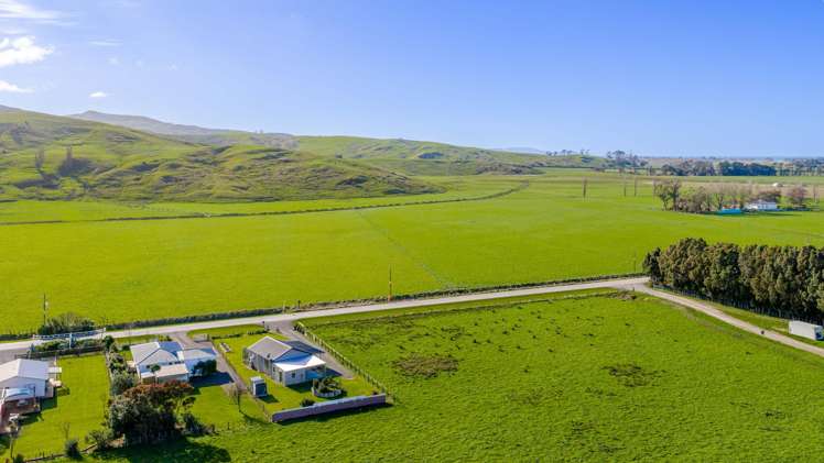 14 Beach Road Porangahau_25