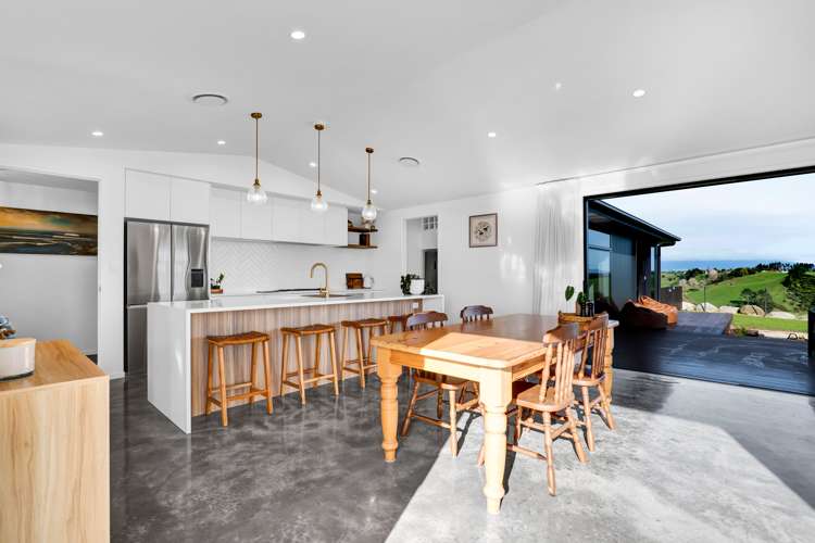 956 Richmond Road Lepperton_6