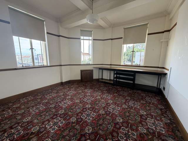 Office 15/1 Shakespeare Road Napier South_1