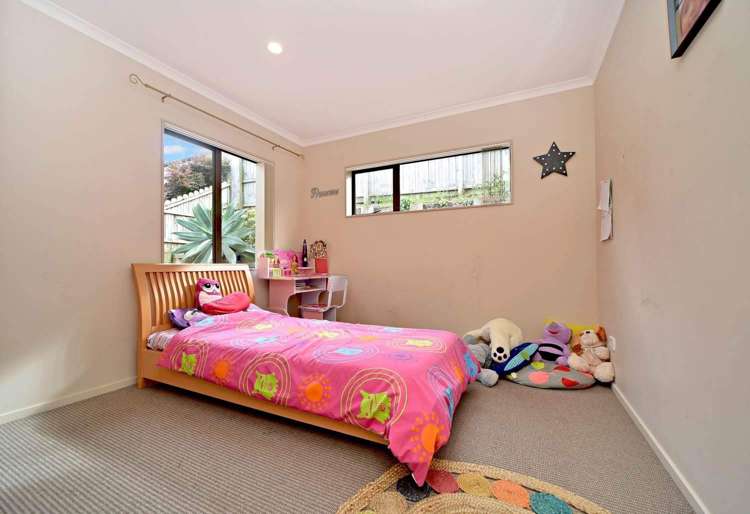 5 Mandival Avenue Flat Bush_5