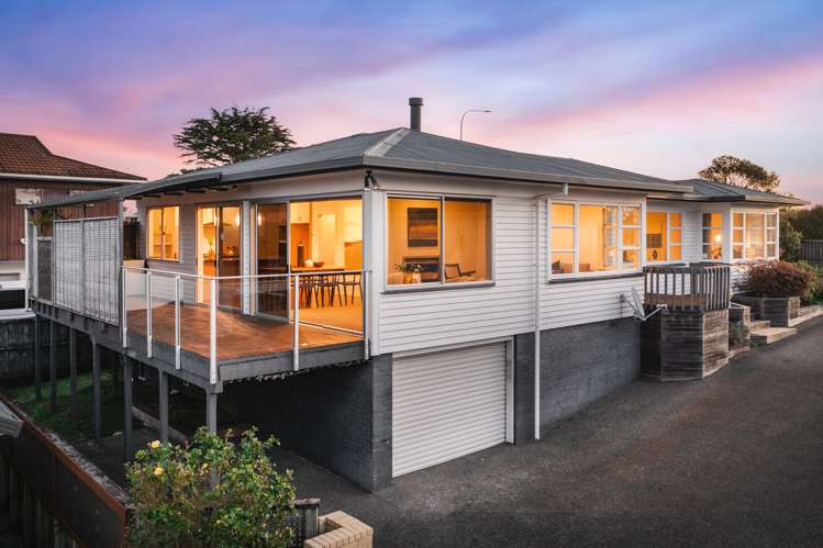 213 Te Atatu Road Te Atatu South_20