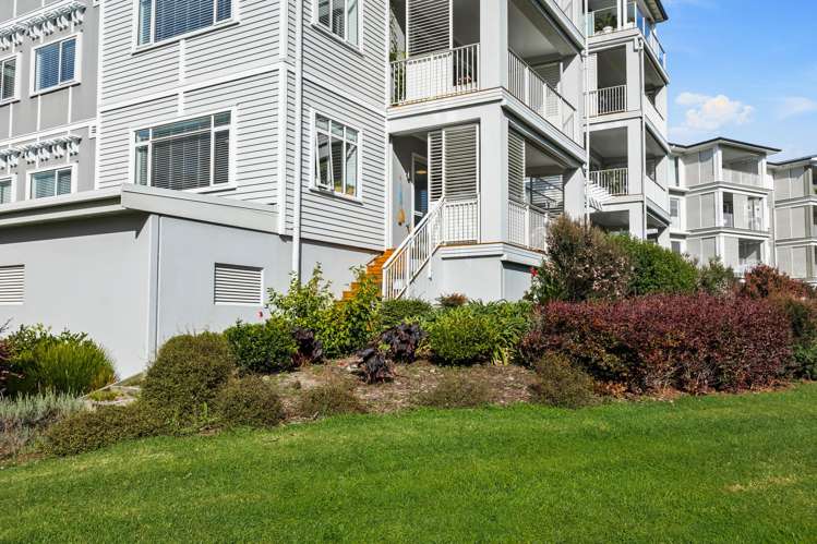 90 Eaves Bush Parade Orewa_25