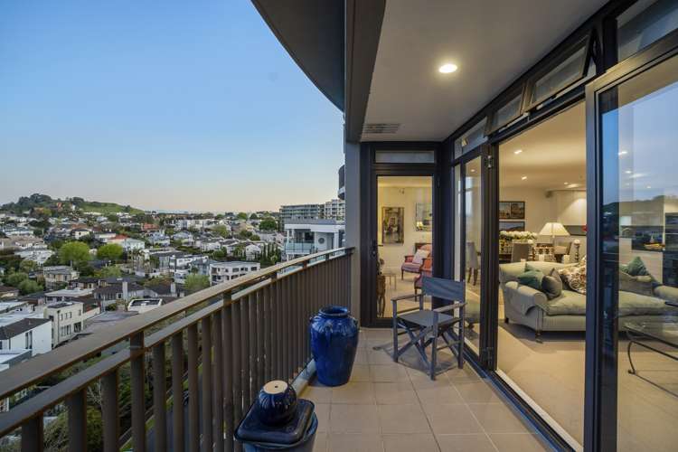 8b/36 James Cook Crescent Remuera_11