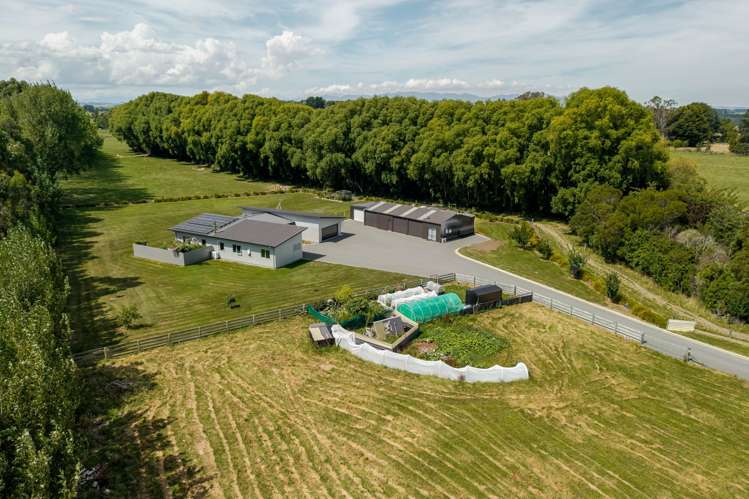 299 Reid Line East Colyton_39