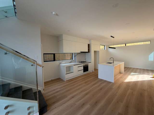 3/32 Corunna Road Milford_2