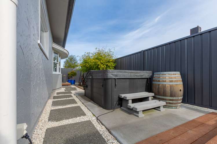 23 Howard Road Taradale_21