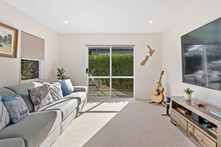 8 Bella Vista Drive Gulf Harbour_10