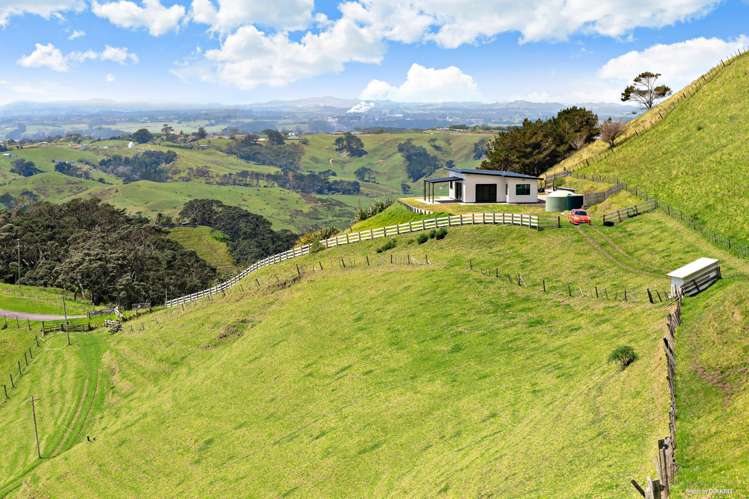 135 Douglas Road Awhitu_11