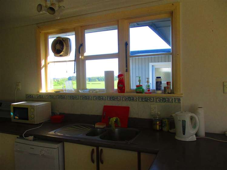 17 Robertson Road Whatawhata_7