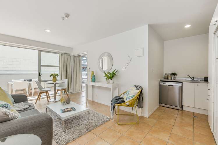 10/8 Clayton Street Newmarket_4