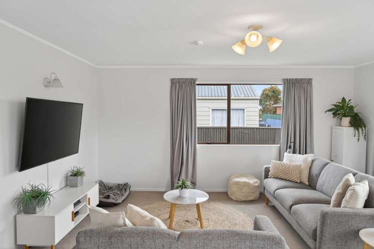 9A Lisbon Street Greerton_7