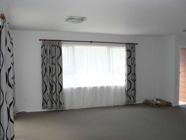 75 Vandeleur Avenue Birkdale_4