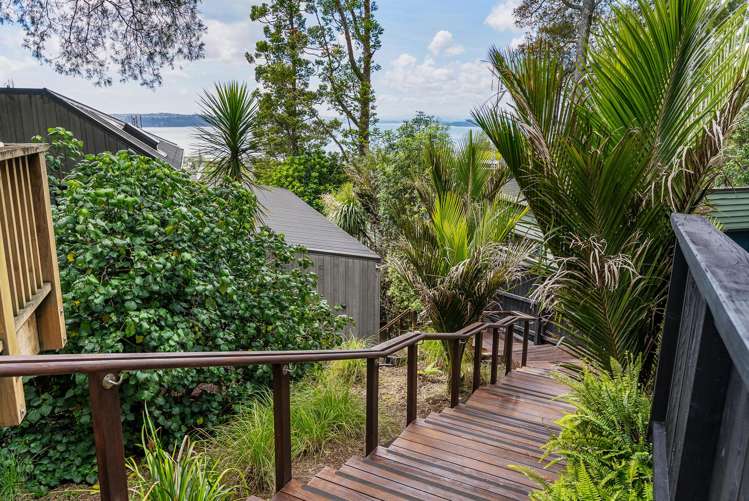 64 Otitori Bay Road Titirangi_18