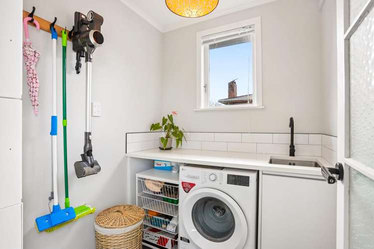 48 Longburn Road Henderson_16
